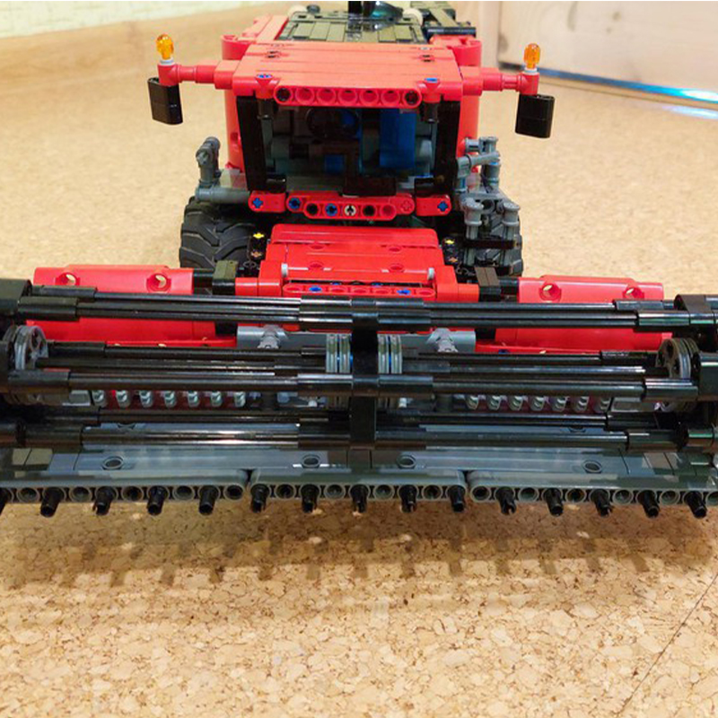 MOC Heavy-Duty Combine Harvest - Agriculture Farming Professional recension och pris